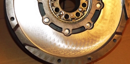 powierzchnia cierna w kole dwumasowym